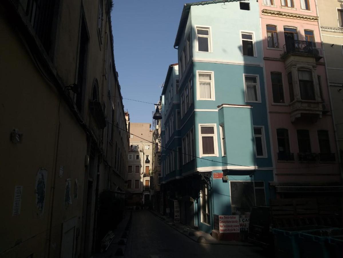 Taxim Hostel (Adults Only) Istanbul Exterior photo