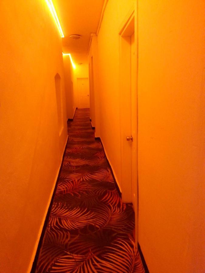 Taxim Hostel (Adults Only) Istanbul Exterior photo
