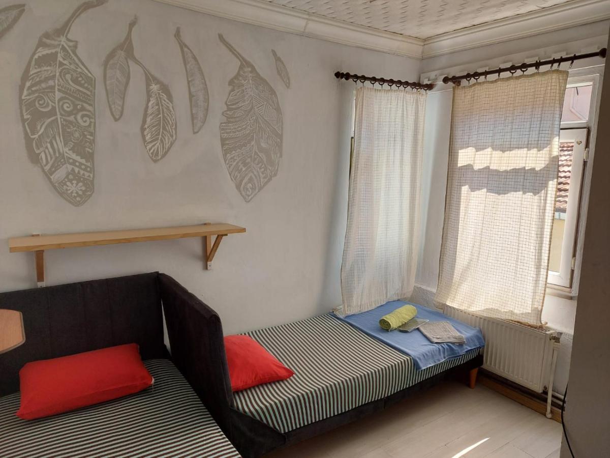 Taxim Hostel (Adults Only) Istanbul Exterior photo